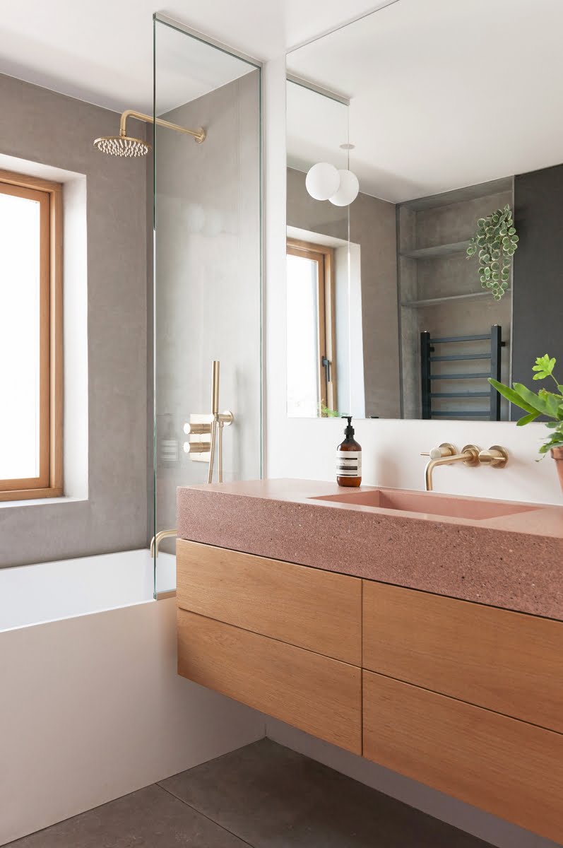 bespoke bathroom funishing