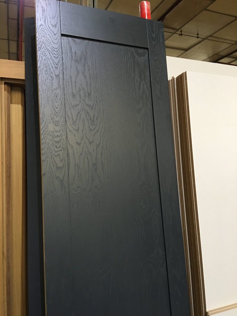 Black oak spray finish