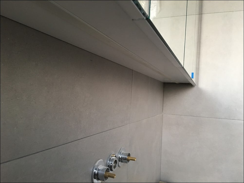 Led lught under cabinet