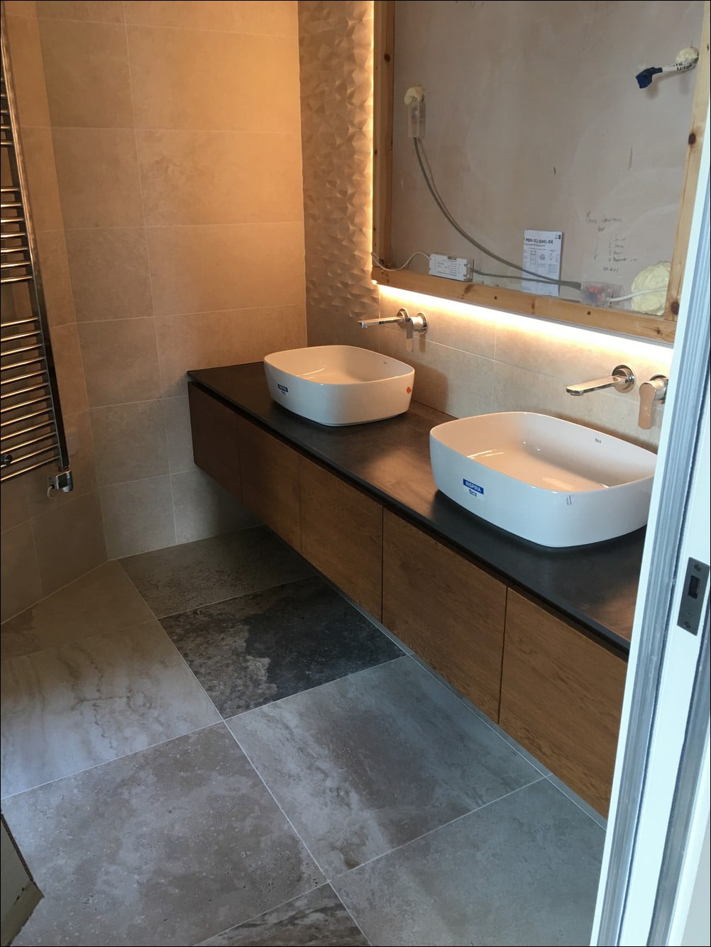 Fenix top in the bathroom